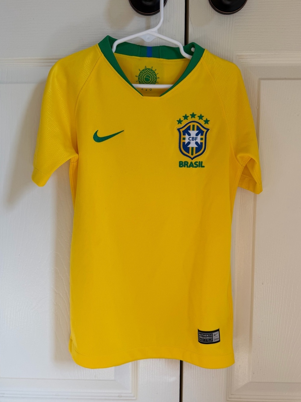 EUC Nike Brazil Jersey Você é a Seleção kids size 122-128 cm/ 6-8 yrs